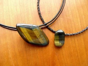 10420323-the-friendship-stone-necklaces